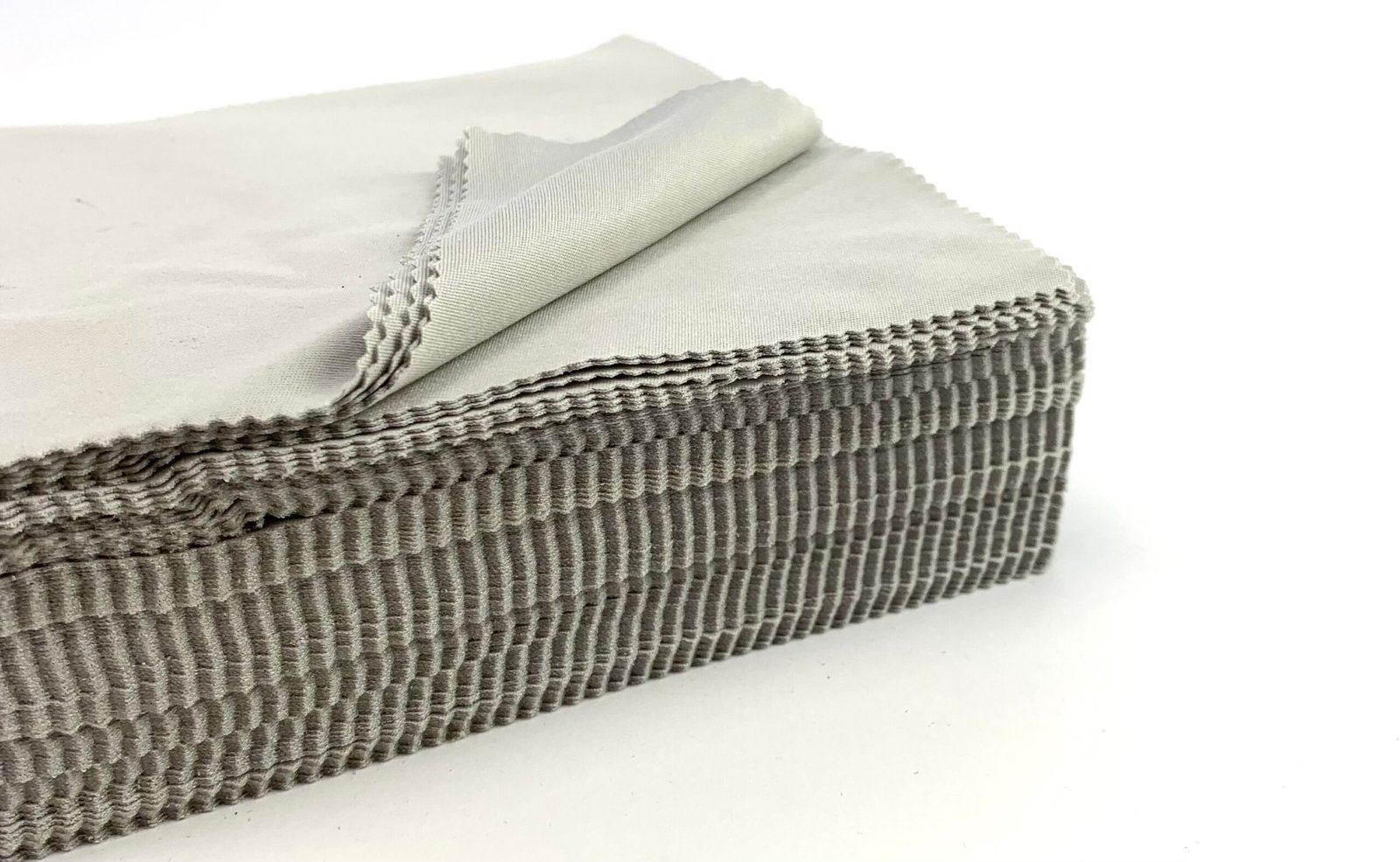 30,00 MICOFIBRA CINZA 100unid Flanela Microfibra Cinza (Pacote com 100 unidades) - Imagem 1